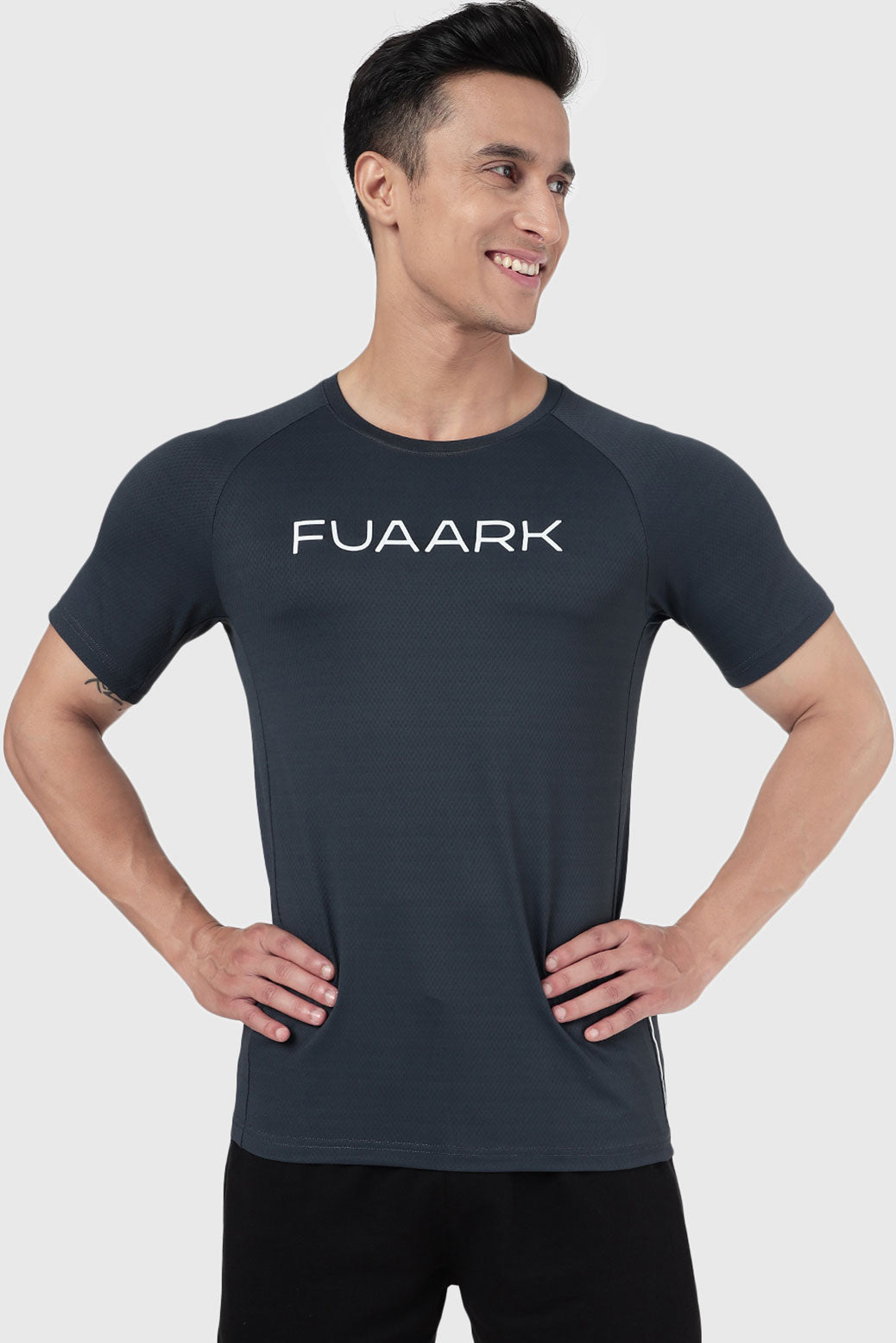 Aura Textured T-shirt Graphite