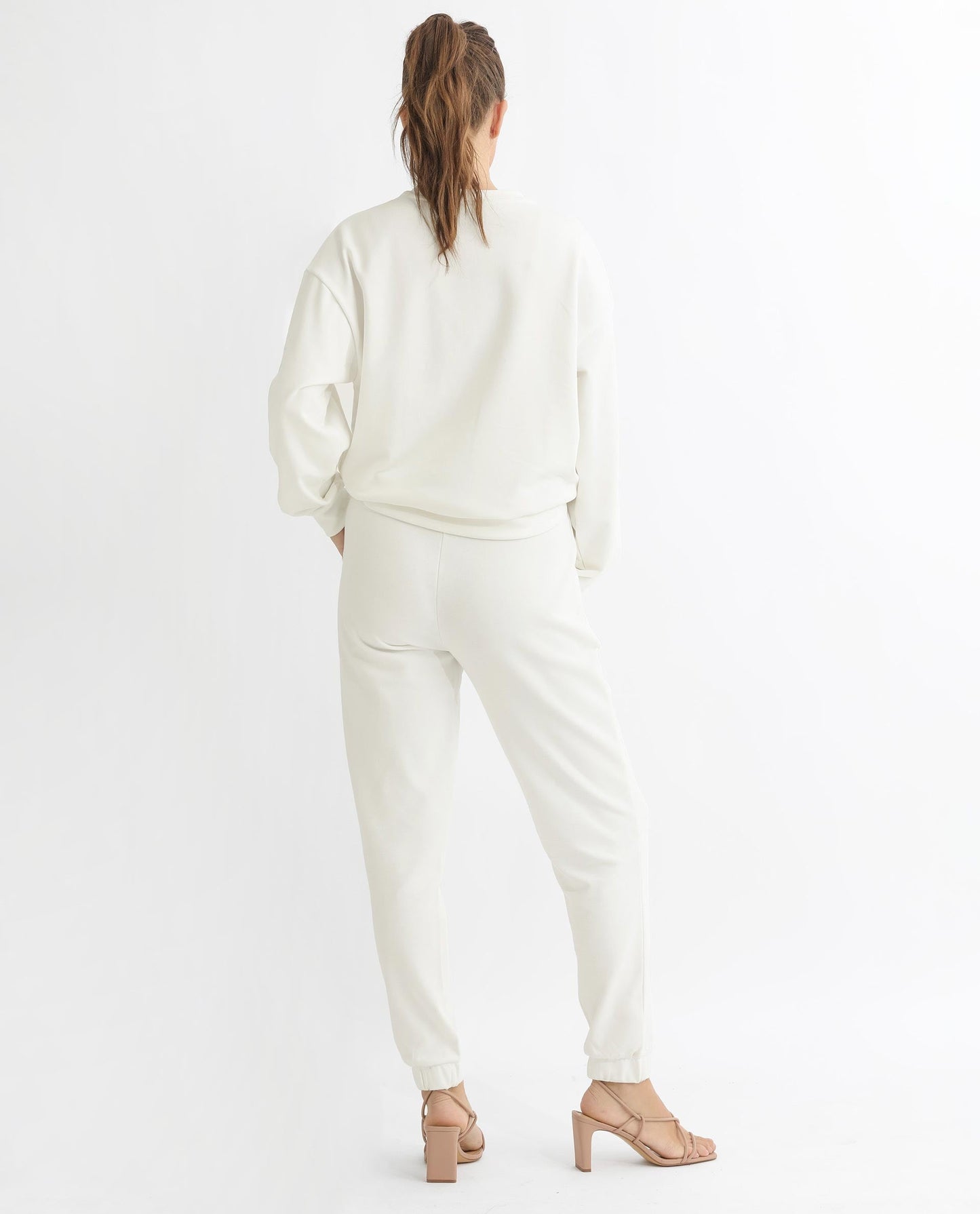 Rareism Articale Women Terac T Off White Poly Cotton Fabric Drawstring Closure Regular Fit Plain Ankle Length Track Pant