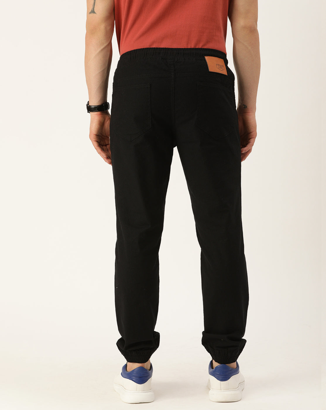 Men Black Slim Fit Solid Casual Jogger