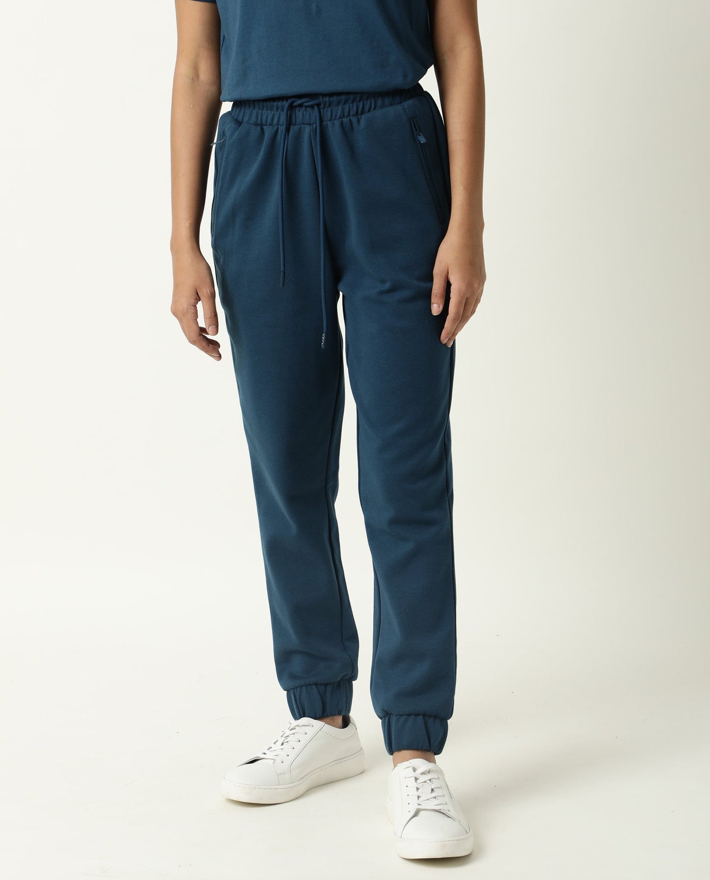 Rareism Women Creta Dusky Green Cotton Blend Fabric Relaxed Fit Solid Mid Rise Ankle Length Track Pant
