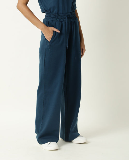 Rareism Women Capsule Dusky Green Cotton Blend Fabric Relaxed Fit Solid Mid Rise Ankle Length Track Pant