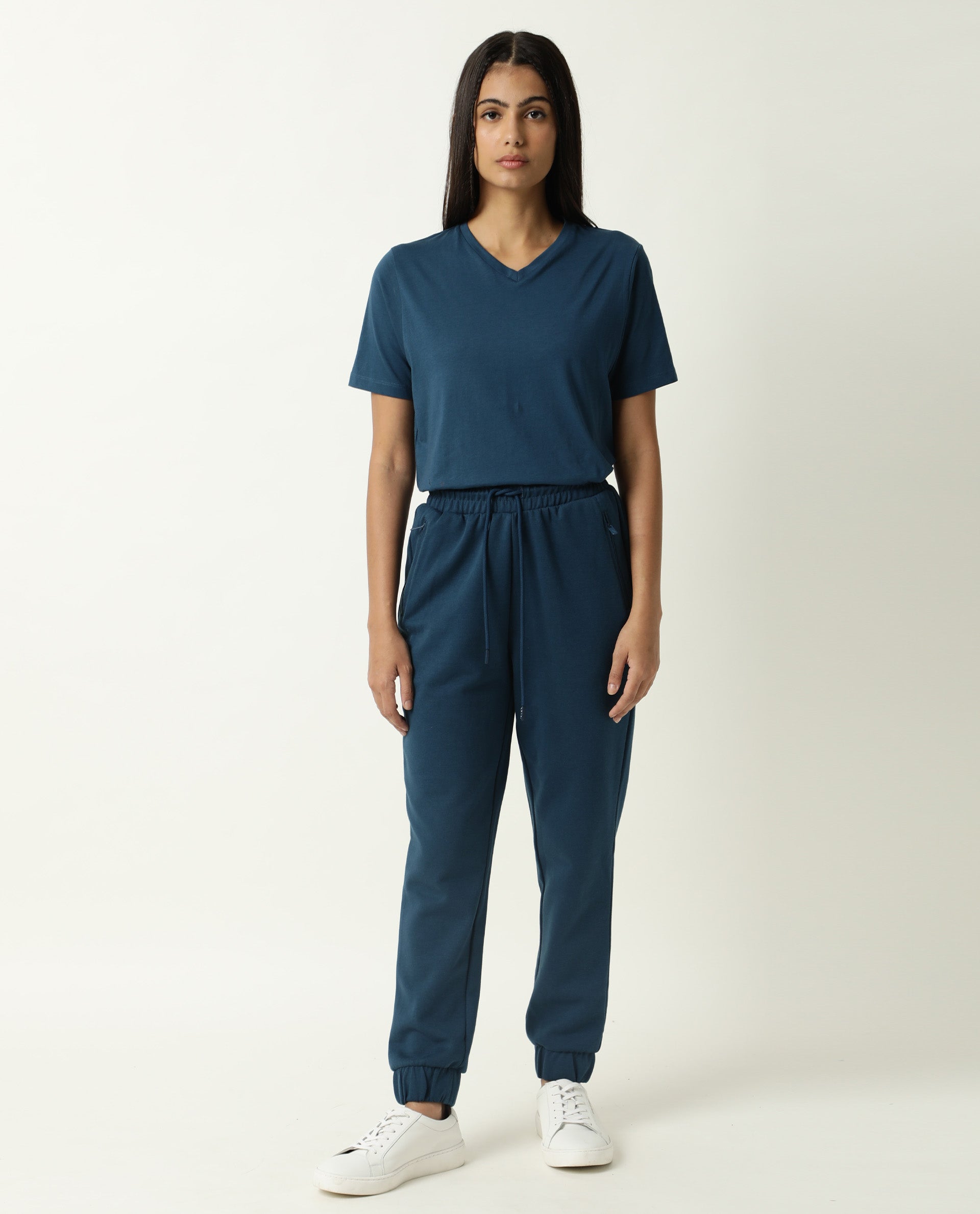 Rareism Women Creta Dusky Green Cotton Blend Fabric Relaxed Fit Solid Mid Rise Ankle Length Track Pant
